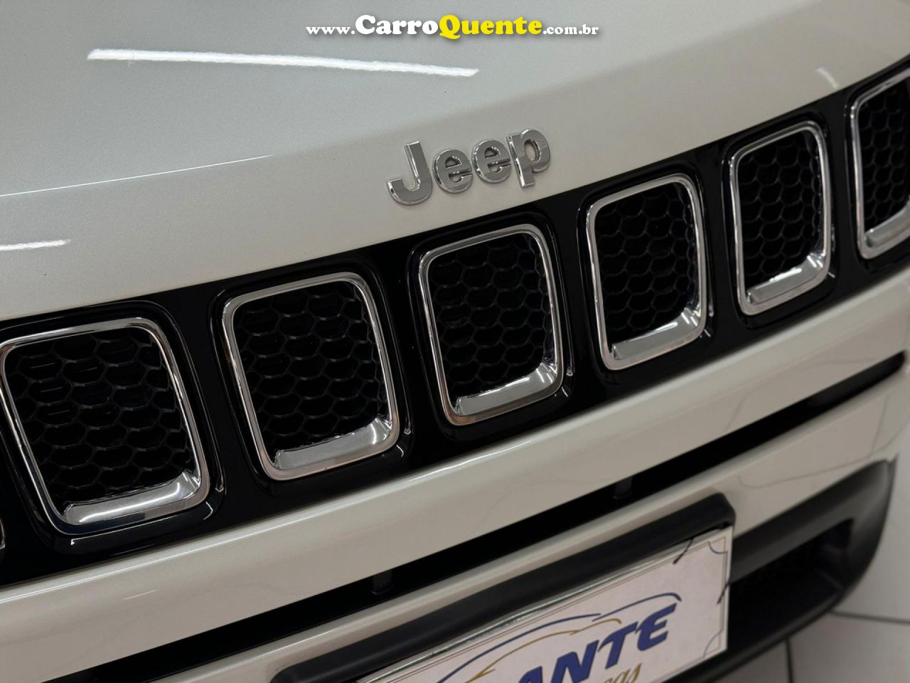 JEEP   COMPASS LONGITUDE 2.0 4X2 FLEX 16V AUT.   BRANCO 2017 2.0 FLEX - Loja