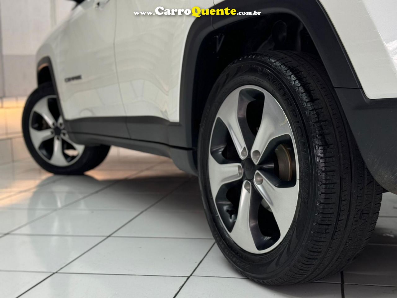 JEEP   COMPASS LONGITUDE 2.0 4X2 FLEX 16V AUT.   BRANCO 2017 2.0 FLEX - Loja