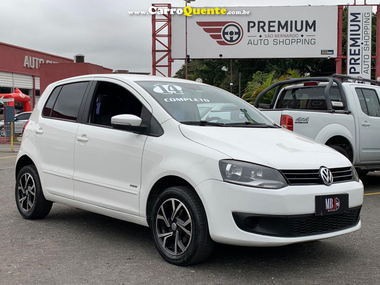 VOLKSWAGEN   FOX 1.0 MI TOTAL FLEX 8V 5P   BRANCO 2014 1.0 FLEX - Loja