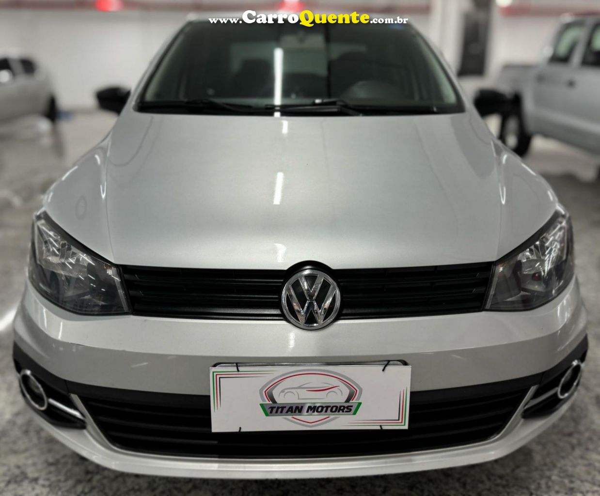 VOLKSWAGEN   VOYAGE TRENDLINE 1.6 T.FLEX 8V 4P   PRATA 2018 1.6 GASOLINA - Loja