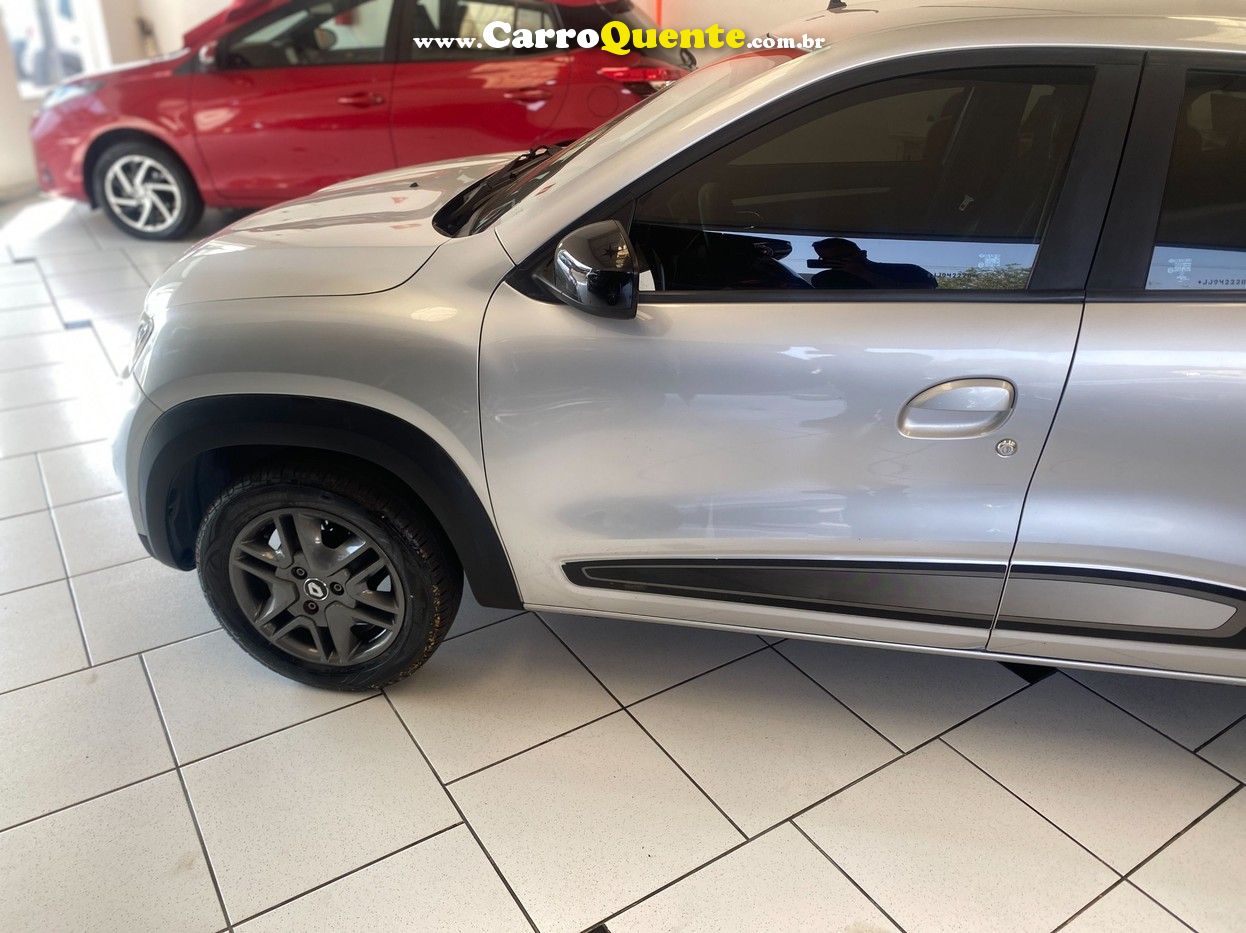 RENAULT KWID 1.0 12V SCE INTENSE - Loja