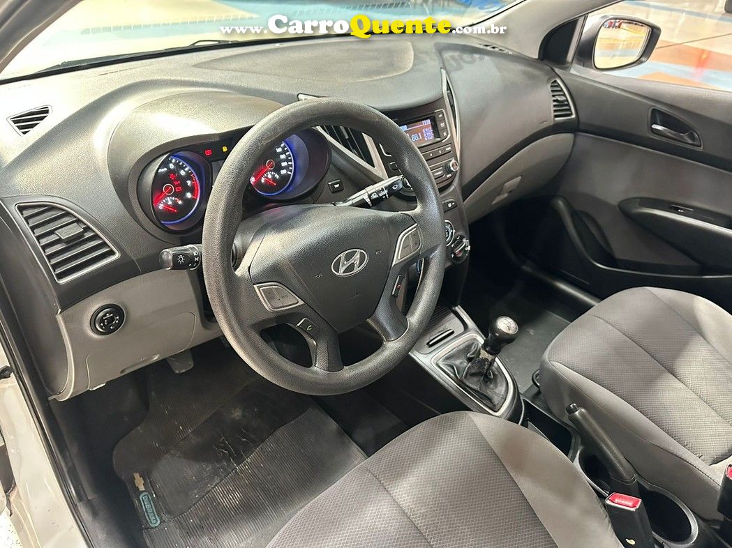 HYUNDAI HB20S 1.0 COMFORT PLUS 12V - Loja