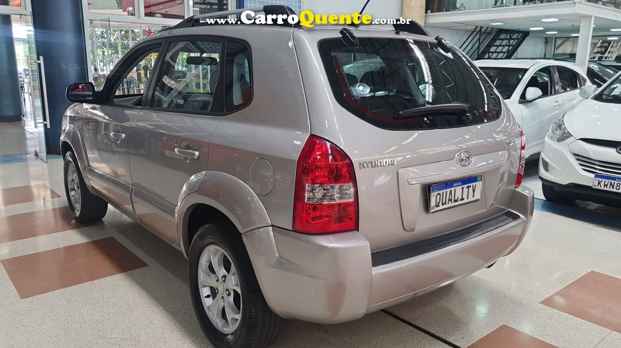 HYUNDAI TUCSON 2.0 GL 2WD 16V - Loja