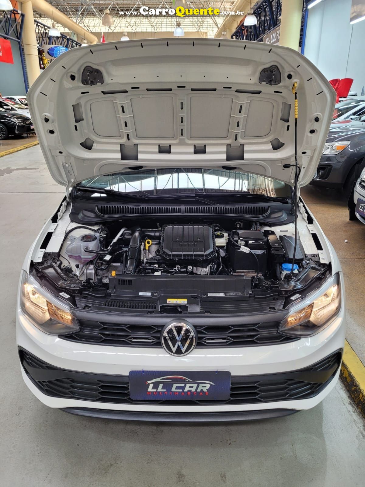 VOLKSWAGEN POLO 1.0 MPI TRACK COMPLETO + MULTIMIDIA + RODAS LIGA - Loja