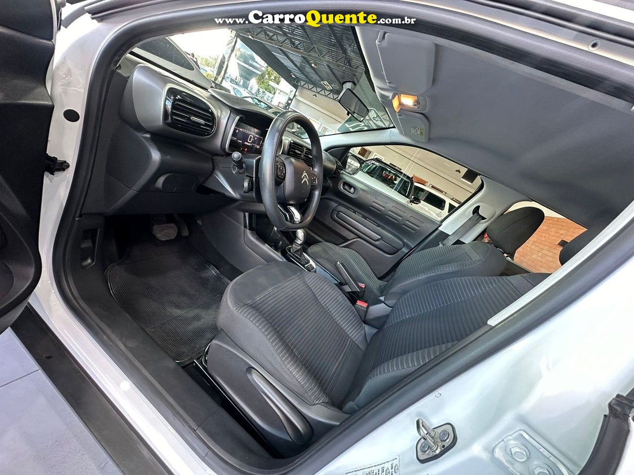 CITROEN C4 CACTUS 1.6 VTI 120 FEEL - Loja