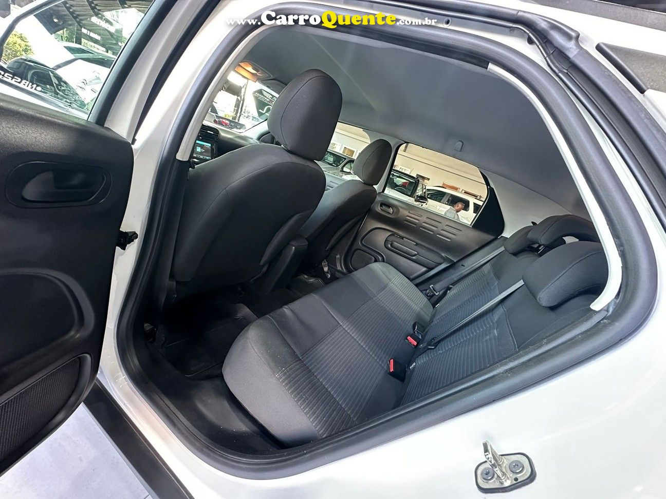 CITROEN C4 CACTUS 1.6 VTI 120 FEEL - Loja