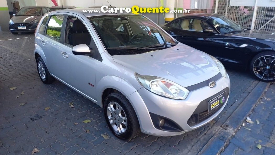 FORD FIESTA 1.6 MPI CLASS HATCH 8V - Loja