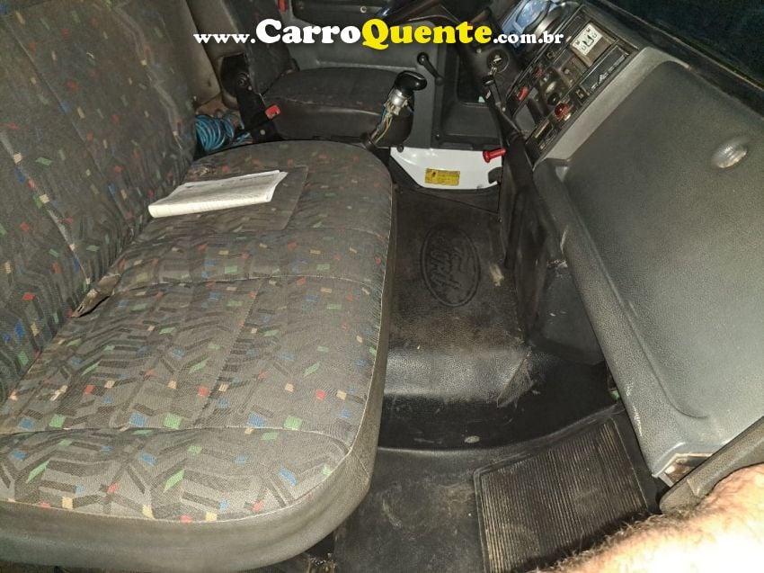 Ford Cargo CARGO 1832 E Turbo 2p Munck - Loja