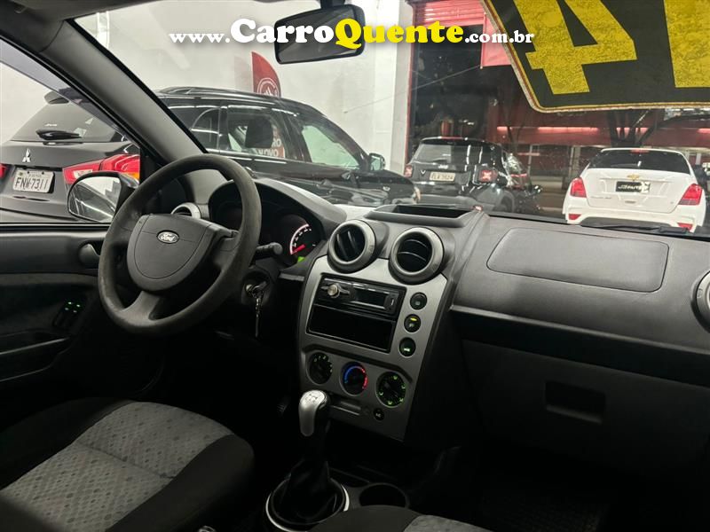 FIESTA 1.0 MPI CLASS HATCH 8V FLEX 4P MANUAL 2010 - Loja