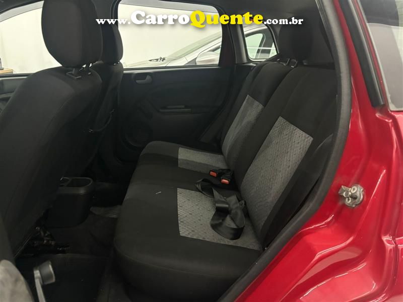 FIESTA 1.0 MPI CLASS HATCH 8V FLEX 4P MANUAL 2010 - Loja