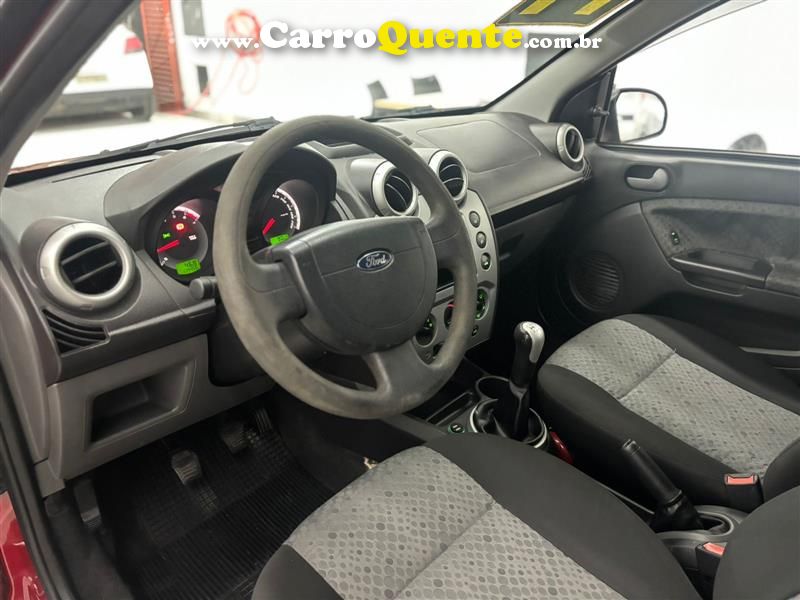 FIESTA 1.0 MPI CLASS HATCH 8V FLEX 4P MANUAL 2010 - Loja