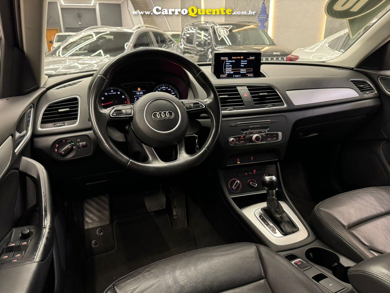 AUDI Q3 1.4 TFSI ATTRACTION - Loja