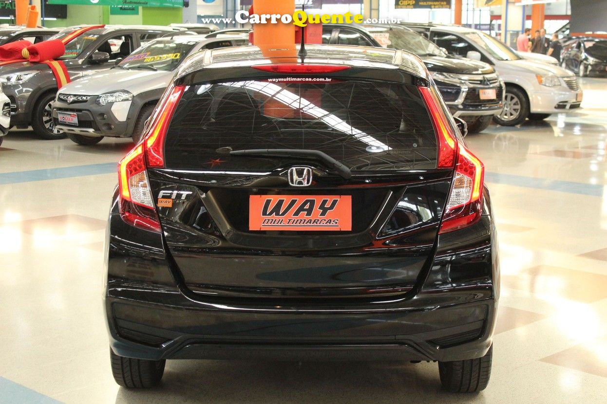 HONDA FIT 1.5 EX 16V - Loja