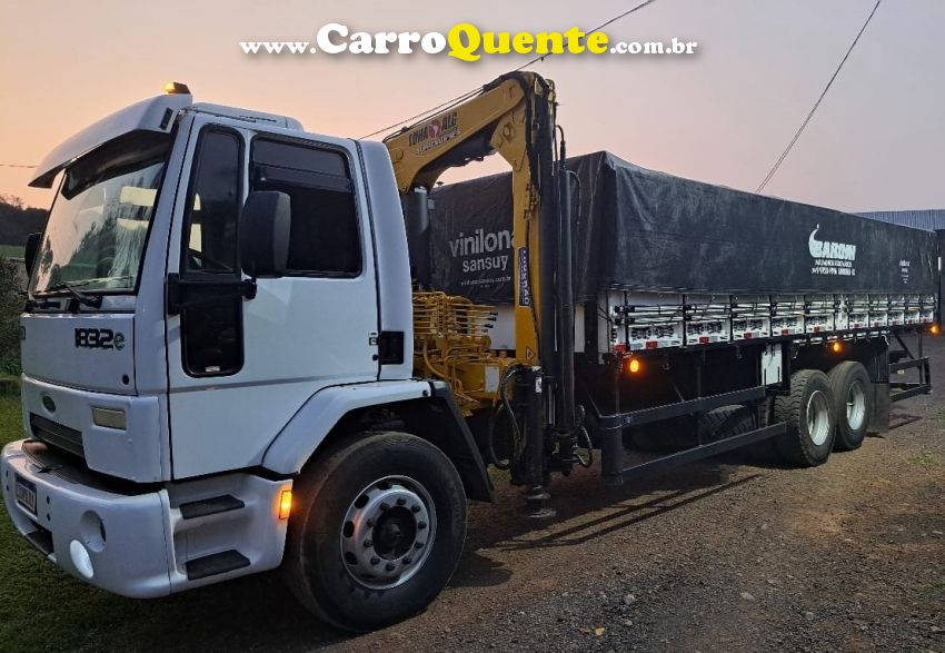 Ford Cargo CARGO 1832 E Turbo 2p Munck - Loja