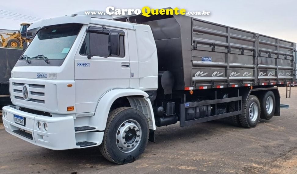 Volkswagen 23220 23-220 6x2 3-Eixos Caçmba - Loja