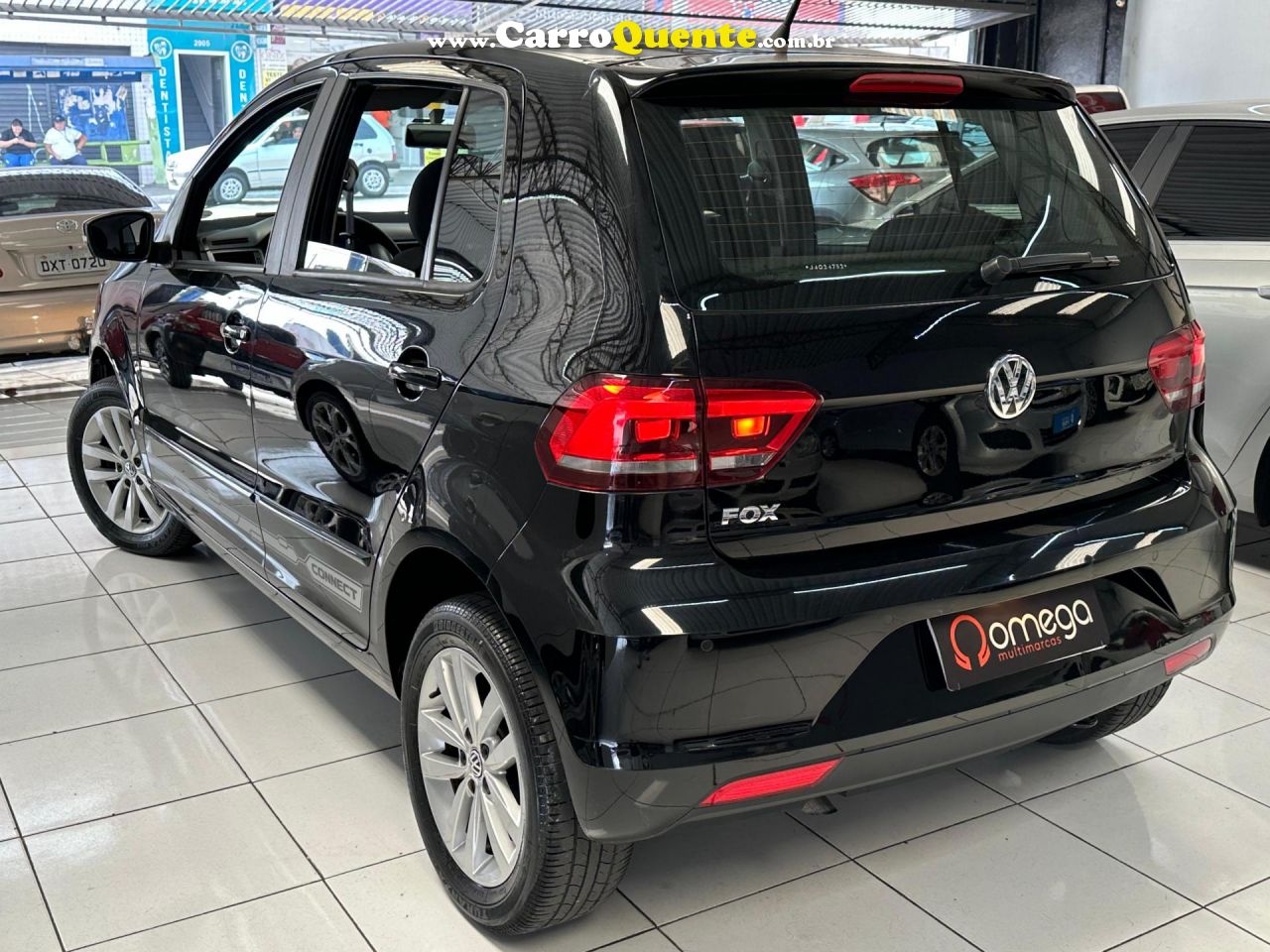 VOLKSWAGEN   FOX CONNECT 1.6 FLEX 8V 5P   PRETO 2018 1.6 FLEX - Loja