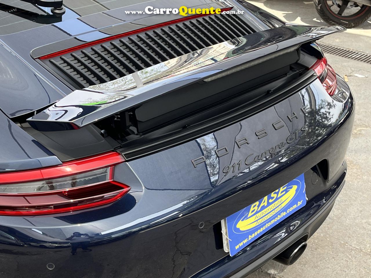 PORSCHE   911 CARRERA GTS COUPE 3.0 (991)   AZUL 2018 3.0 T GASOLINA - Loja