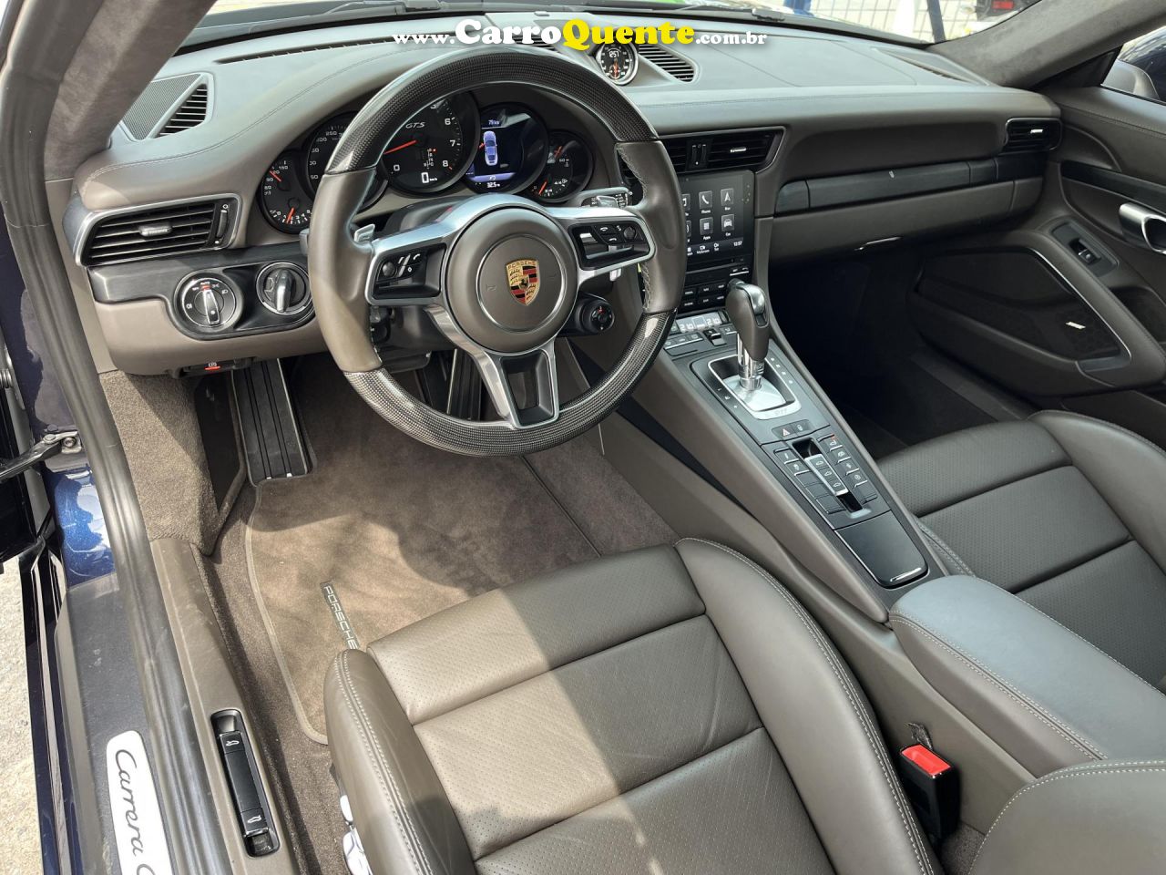 PORSCHE   911 CARRERA GTS COUPE 3.0 (991)   AZUL 2018 3.0 T GASOLINA - Loja