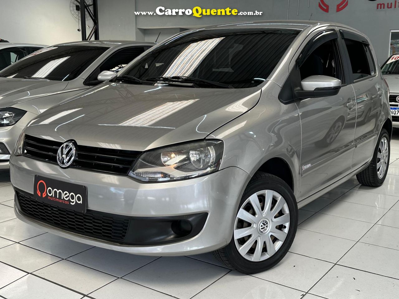 VOLKSWAGEN   FOX 1.6 MI TOTAL FLEX 8V 5P   PRATA 2014 1.6 FLEX - Loja