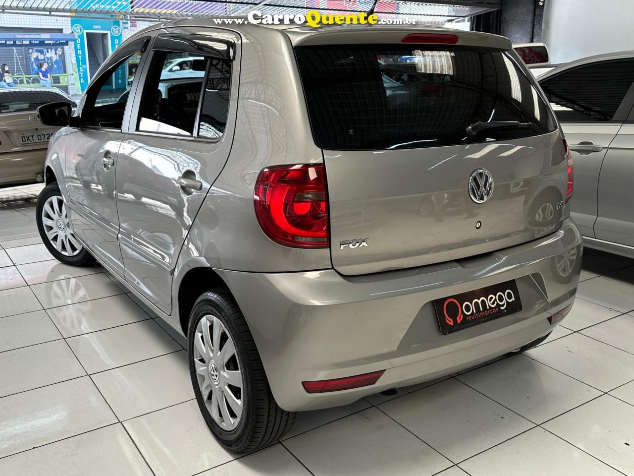 VOLKSWAGEN   FOX 1.6 MI TOTAL FLEX 8V 5P   PRATA 2014 1.6 FLEX - Loja