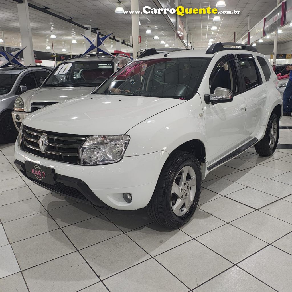 RENAULT   DUSTER DYNAMIQUE 1.6 FLEX 16V MEC.   BRANCO 2014 1.6 FLEX - Loja