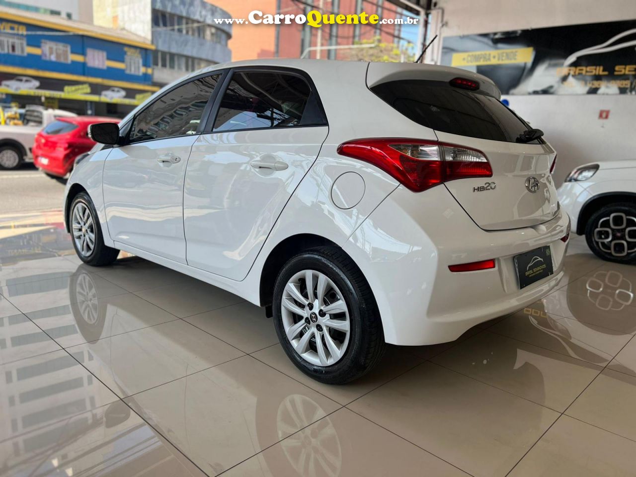 HYUNDAI   HB20 COMF.C.PLUSC.STYLE 1.0 FLEX 12V   BRANCO 2017 1.0 FLEX - Loja