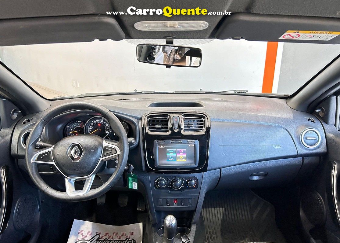 RENAULT SANDERO - Loja