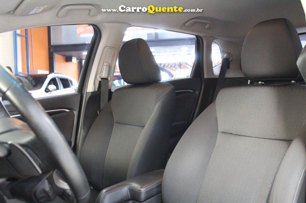 HONDA FIT 1.5 EX 16V - Loja