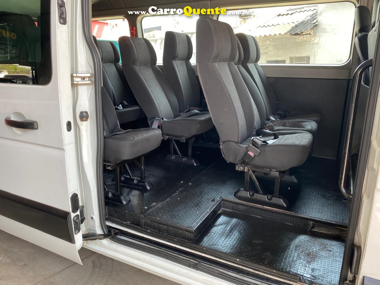 RENAULT MASTER 2.3 DCI MINIBUS EXECUTIVE 16L L3H2 2019 - Loja