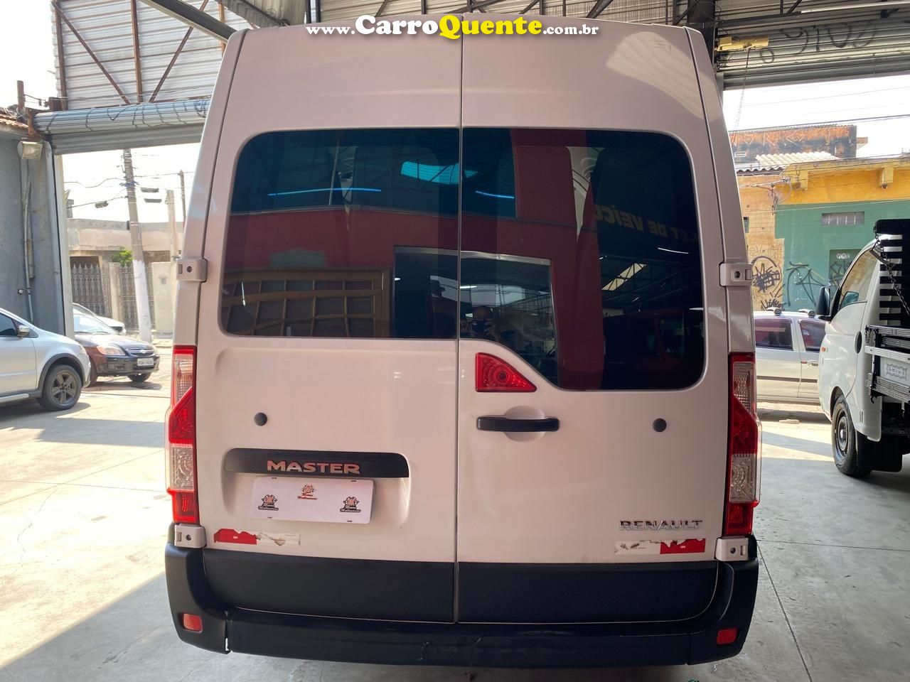 RENAULT MASTER 2.3 DCI MINIBUS EXECUTIVE 16L L3H2 2019 - Loja