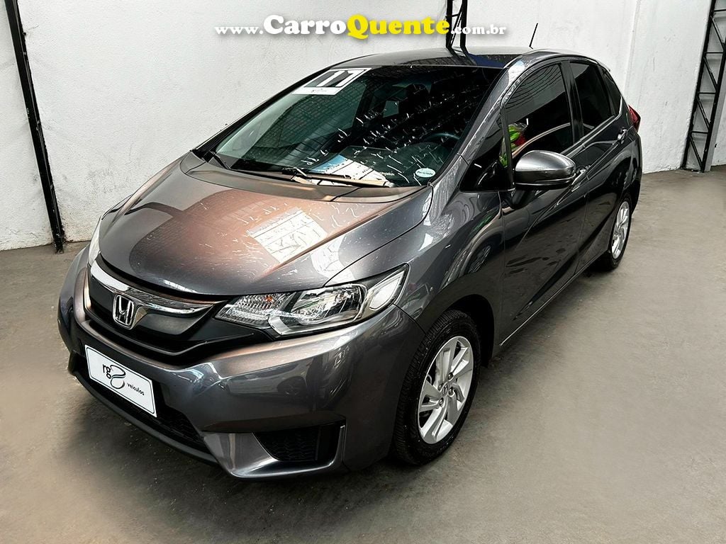 HONDA FIT 1.5 LX 16V - Loja