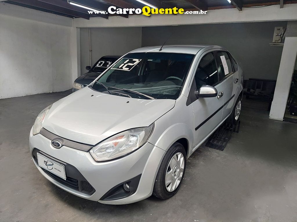 FORD FIESTA 1.6 MPI SEDAN 8V - Loja