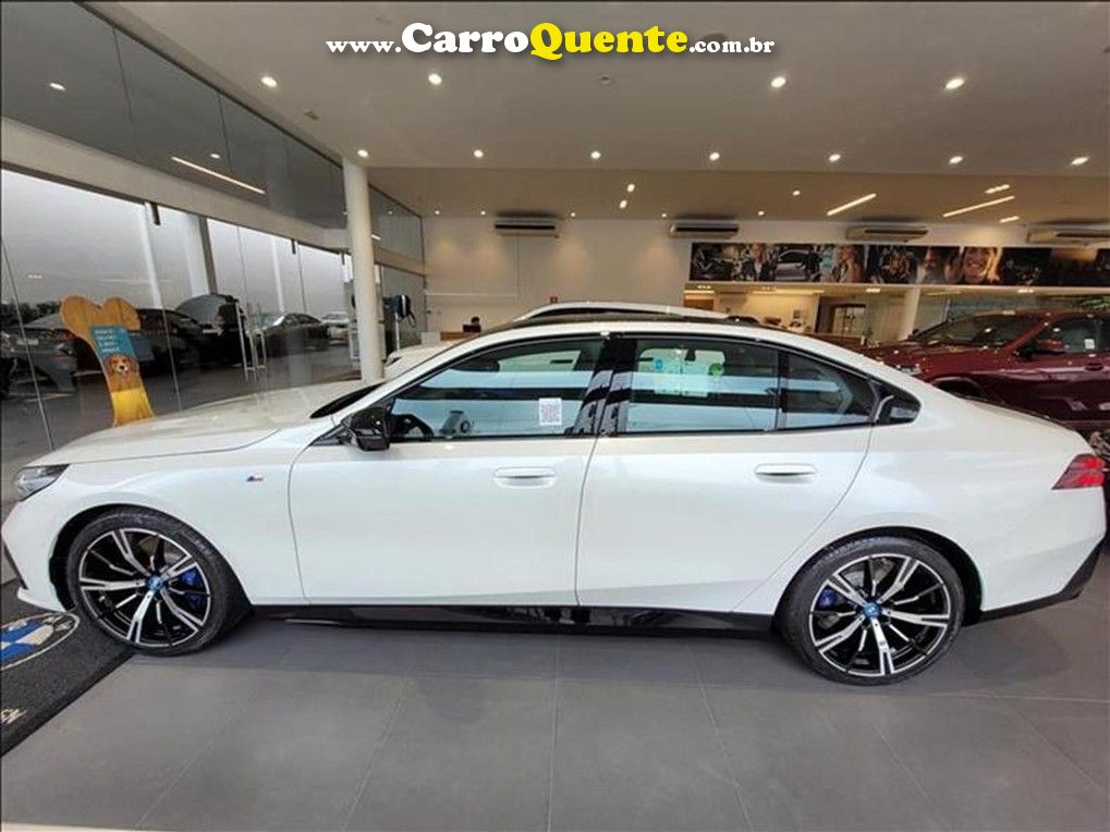 BMW I5 ELÉTRICO XDRIVE60 M SPORT - Loja