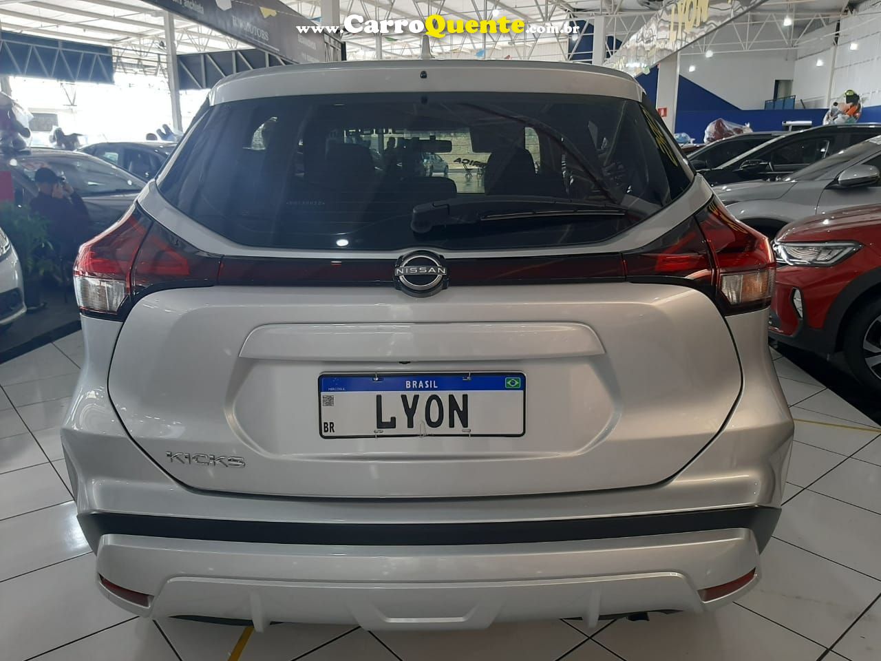 NISSAN KICKS 1.6 16V FLEXSTART SENSE - Loja