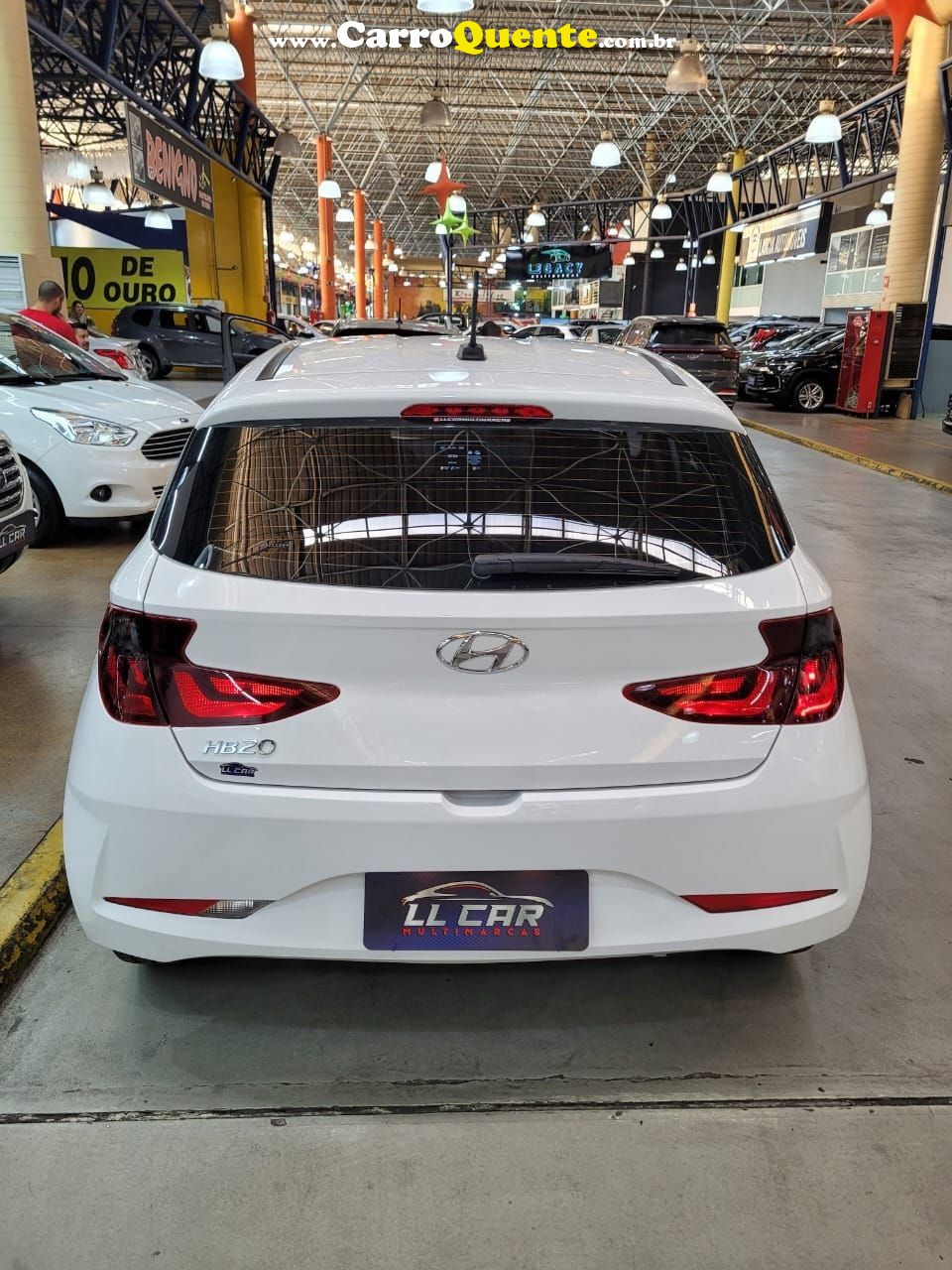 HYUNDAI HB20 1.0 VISION 12V COMPLETO + MULTIMIDIA - Loja