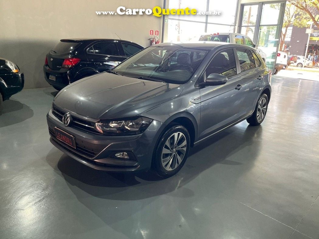 VOLKSWAGEN POLO 1.0 200 TSI COMFORTLINE - Loja