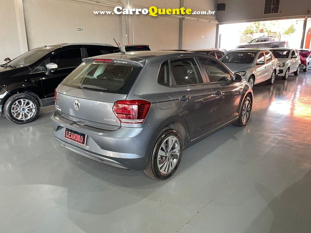 VOLKSWAGEN POLO 1.0 200 TSI COMFORTLINE - Loja