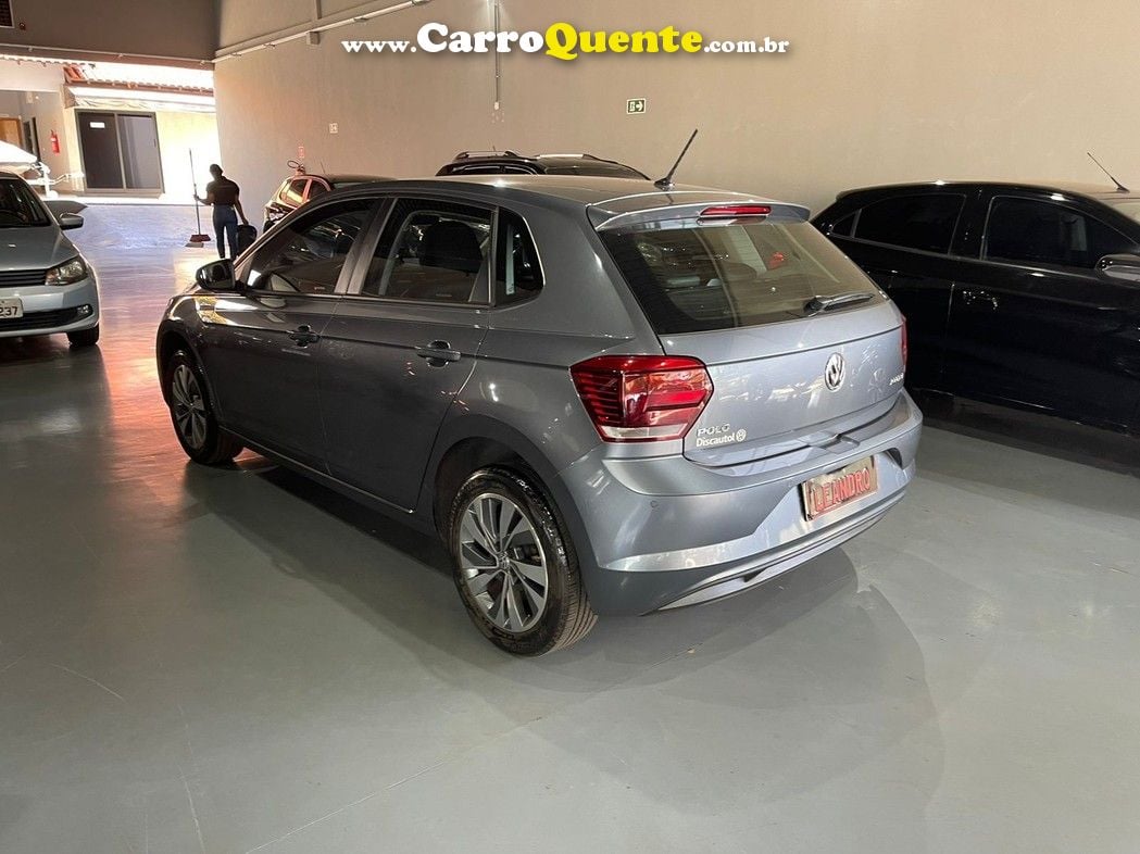 VOLKSWAGEN POLO 1.0 200 TSI COMFORTLINE - Loja