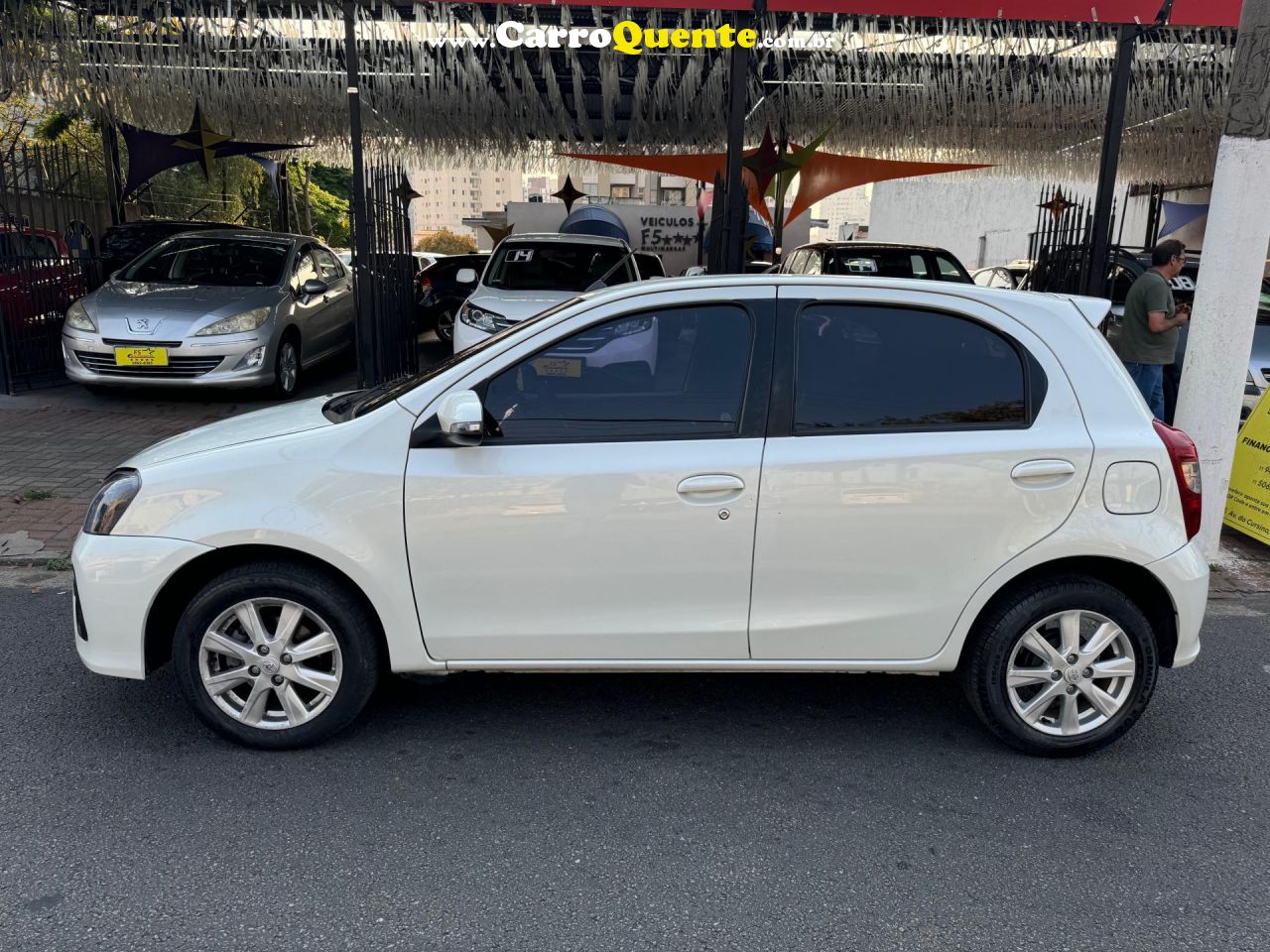 TOYOTA   ETIOS X PLUS 1.5 FLEX 16V 5P AUT.   BRANCO 2019 1.5 FLEX - Loja