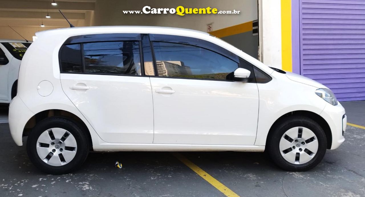 VOLKSWAGEN   UP! MOVE 1.0 TSI TOTAL FLEX 12V 5P   BRANCO 2017 1.0 FLEX - Loja