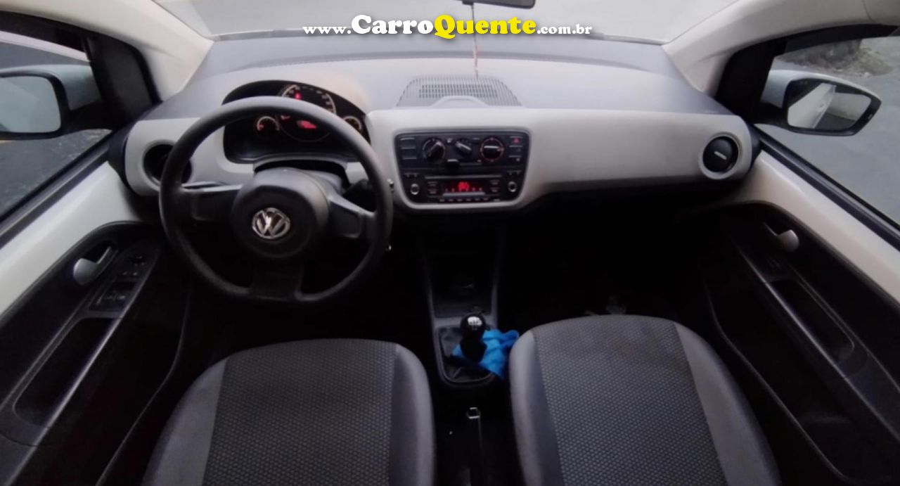 VOLKSWAGEN   UP! MOVE 1.0 TSI TOTAL FLEX 12V 5P   BRANCO 2017 1.0 FLEX - Loja