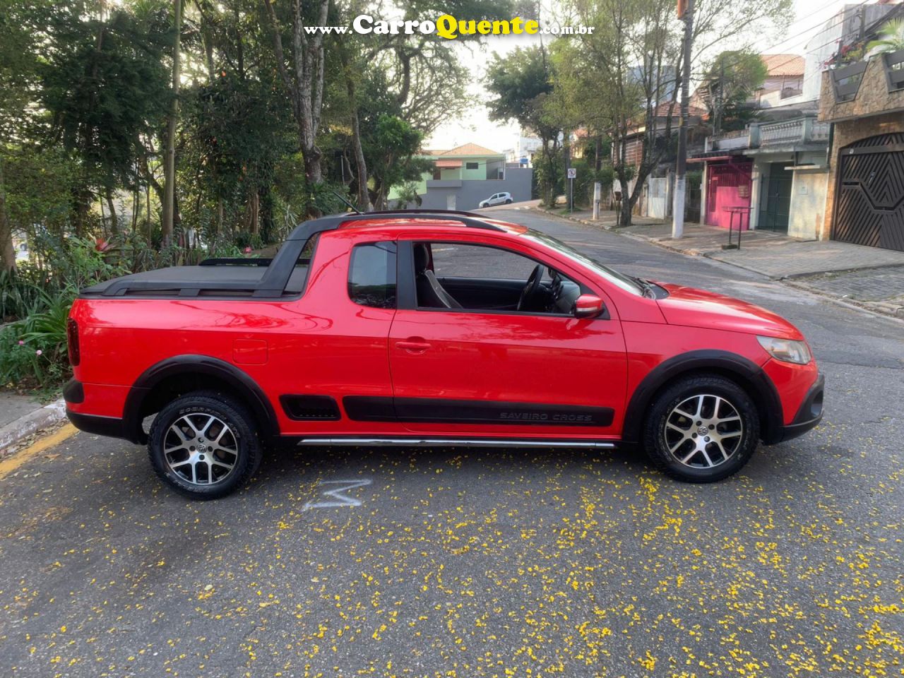 VOLKSWAGEN   SAVEIRO CROSS 1.6 MI TOTAL FLEX 8V CE   VERMELHO 2011 1.6 FLEX - Loja