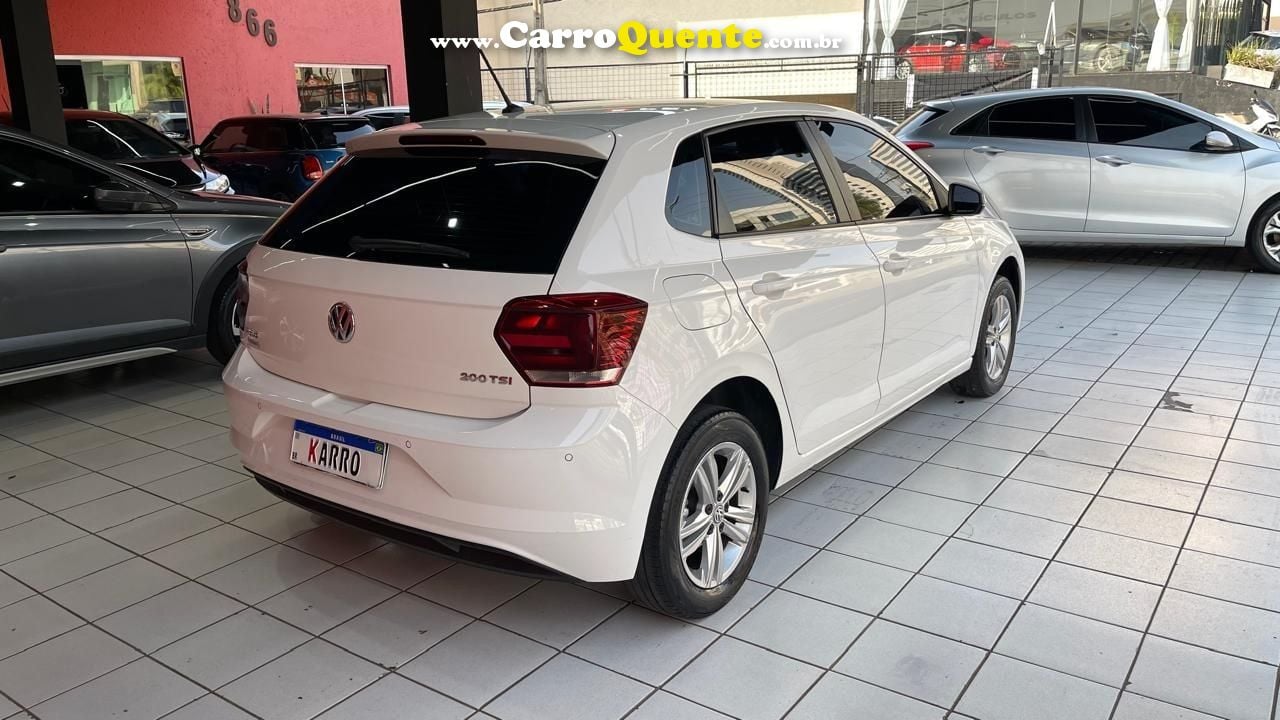 VOLKSWAGEN POLO 1.0 200 TSI COMFORTLINE - Loja