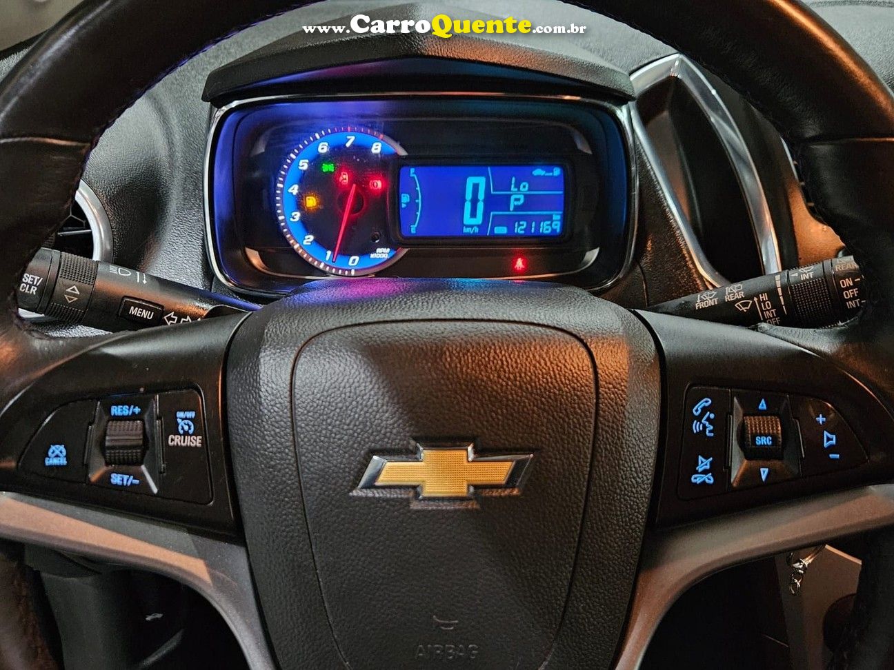 CHEVROLET TRACKER 1.8 LTZ FLEX AUTOMÁTICA * BANCOS EM COURO * - Loja