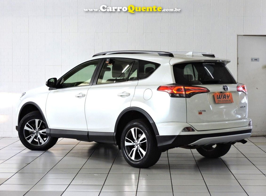 TOYOTA RAV4 2.0 TOP 4X2 16V - Loja