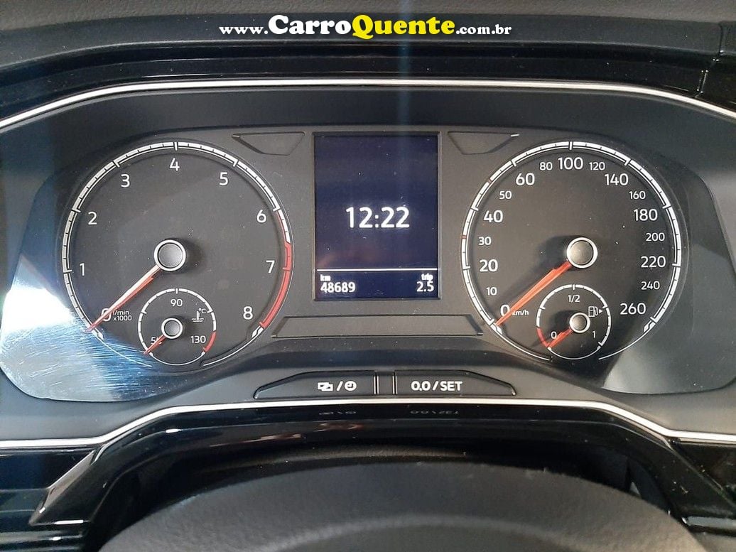 VOLKSWAGEN POLO 1.0 200 TSI COMFORTLINE - Loja