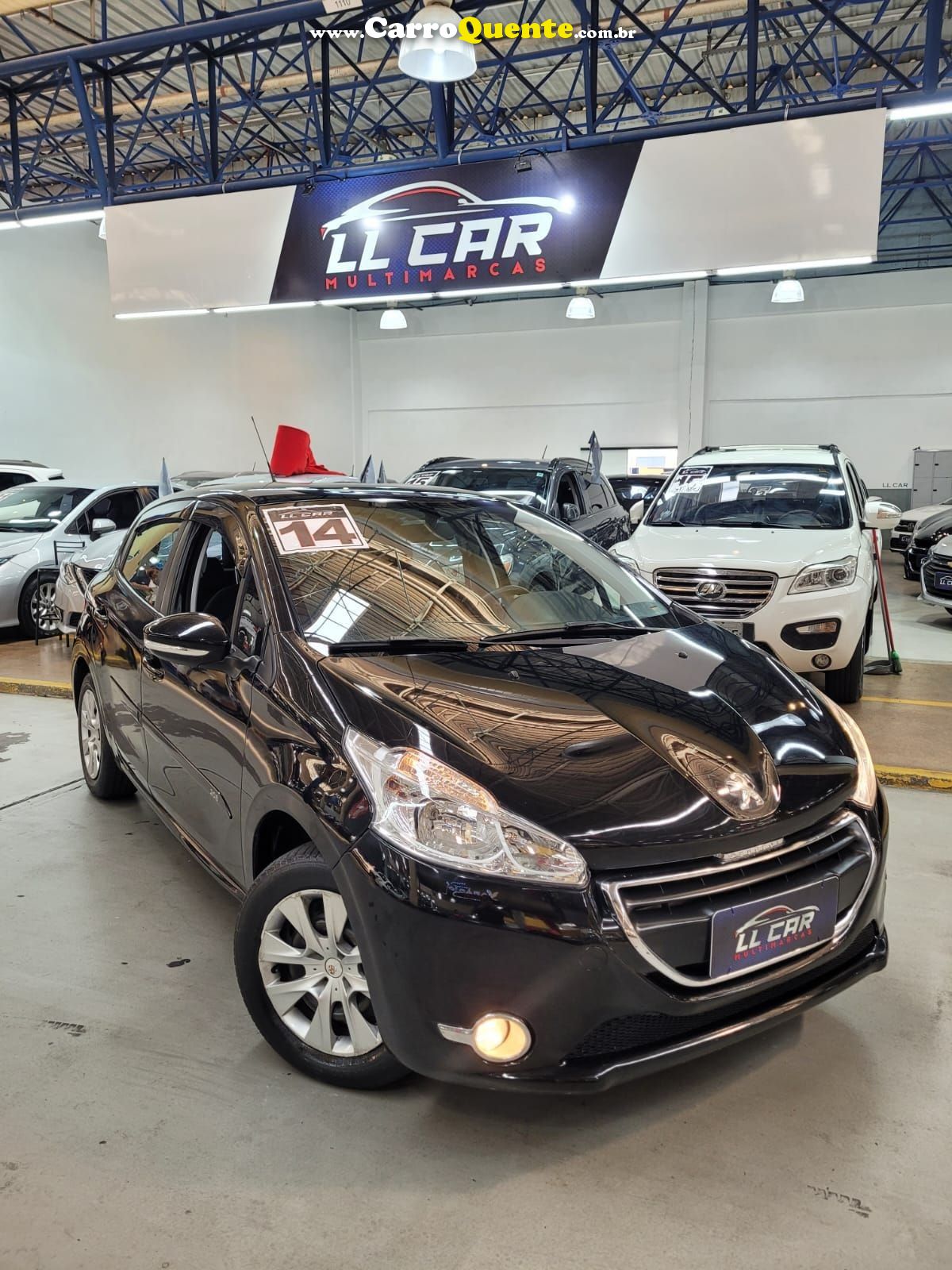 PEUGEOT 208 1.5 ACTIVE 8V COMPLETO + BAIXO KM - Loja