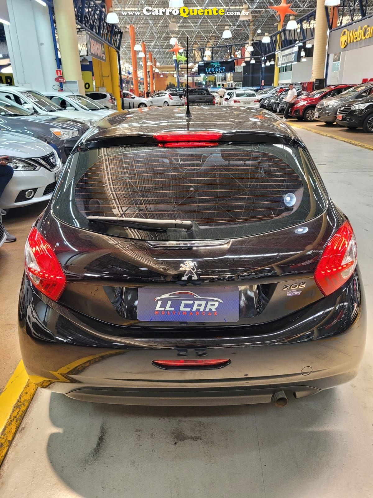 PEUGEOT 208 1.5 ACTIVE 8V COMPLETO + BAIXO KM - Loja