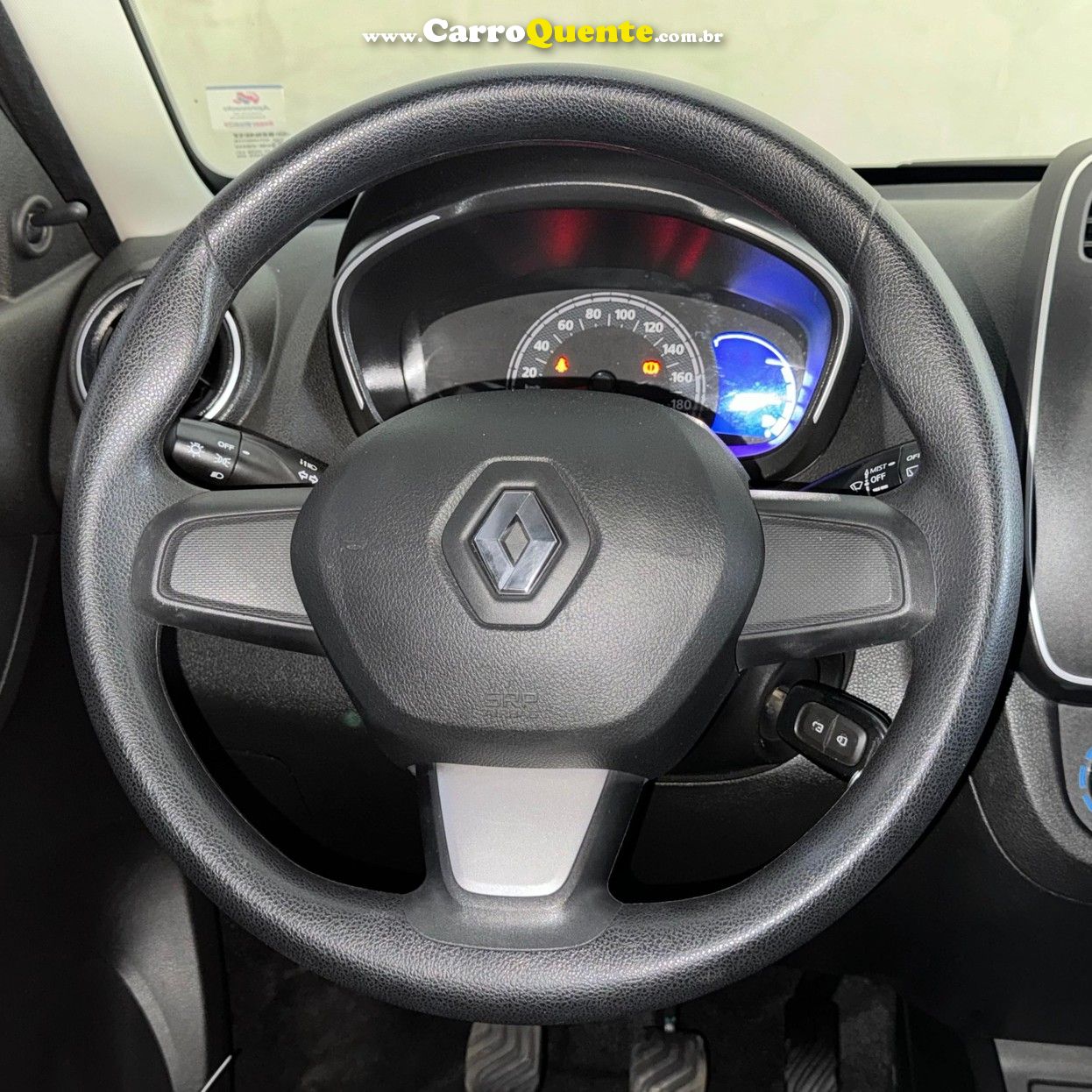 RENAULT KWID 1.0 12V SCE ZEN - Loja