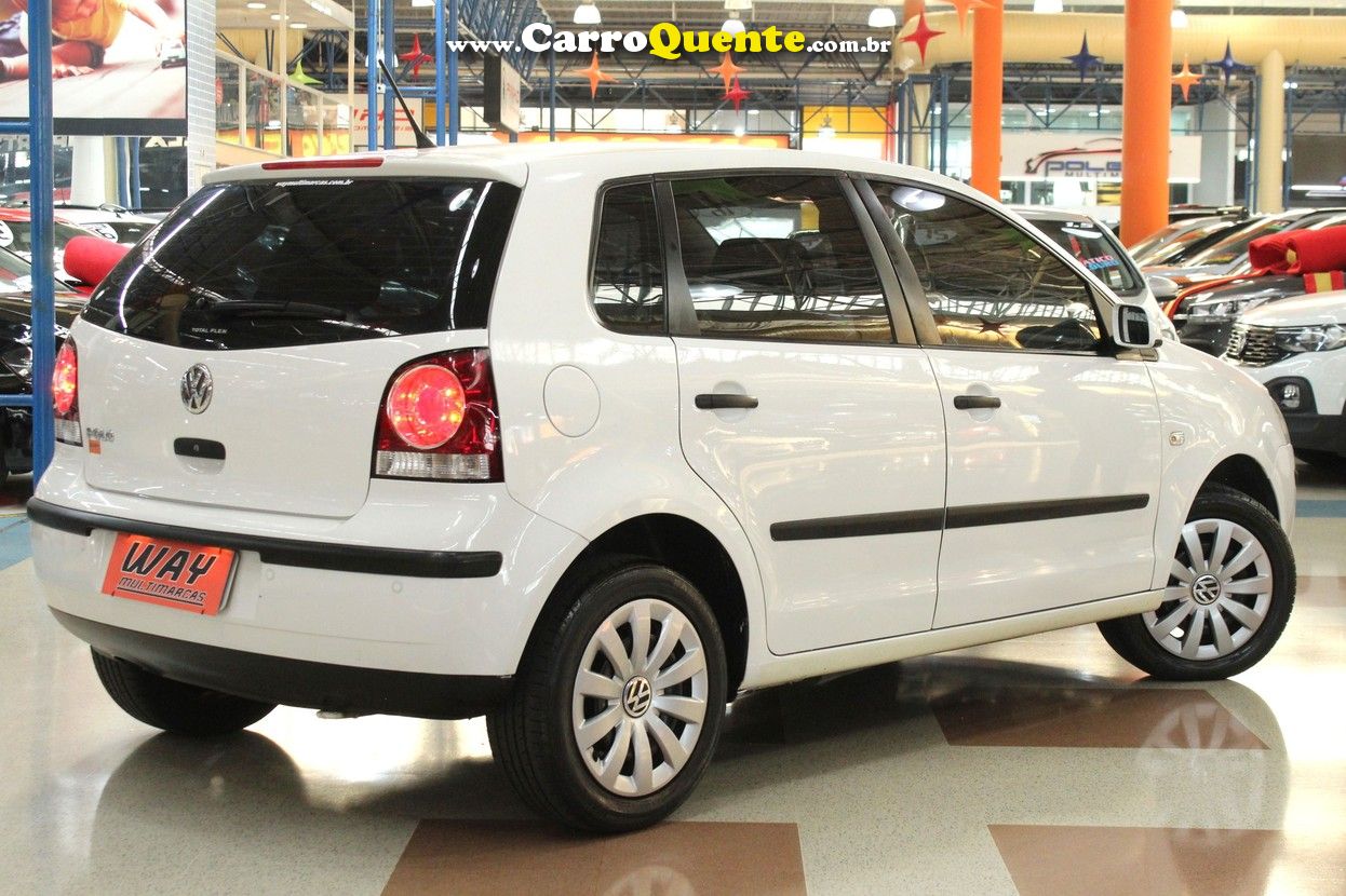 VOLKSWAGEN POLO 1.6 MI 8V - Loja